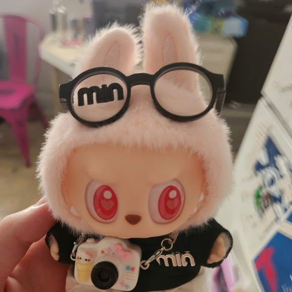 Dada Labubu with Camera Accessory - Picture 2 of 16